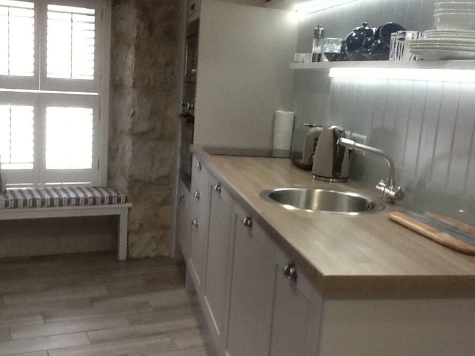 Sunny Corner Apartment Mousehole Ngoại thất bức ảnh